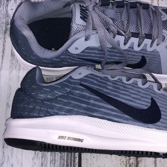 NWOT Nike Downshifter 8 Grey/White Sneakers Sz 6.5 - Picture 6 of 11